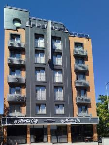 martin city otel
