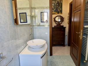 HOST4U IMperia - Casa Uccia Artallo