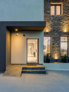 Villa Ariadne - 4BR Retreat in Hersonissos
