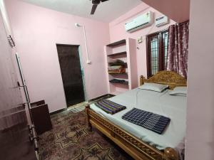 Chendur Guest house