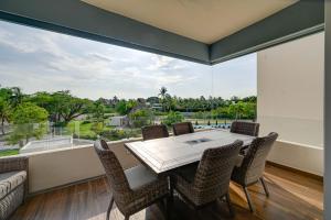 2-Unit Combo w Resort Perks < 1 Mi to Beach!