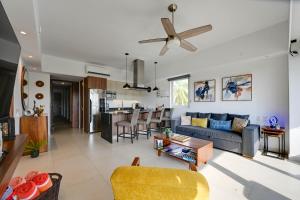 2-Unit Combo w Resort Perks < 1 Mi to Beach!