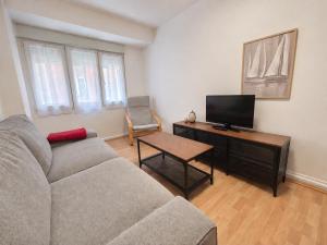 R2R - Céntrico Apartamento en Gijón - 1A174