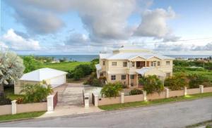 Beautiful 6 Bedroom Villa - Amazing Sea Views