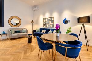 Luxury Via Veneto Apartment Walk to Spanish Steps