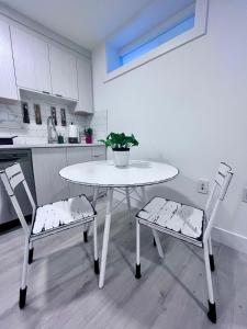 Private Suite Near UBC Walk to Shops and Transit