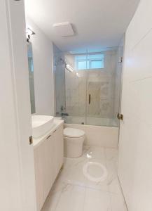 Private Suite Near UBC Walk to Shops and Transit