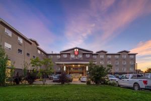 Best Western PLUS Fort Saskatchewan Inn & Suites