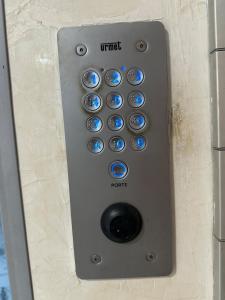 Modern City Center Apartment Near Tunis Station