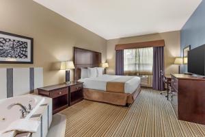 Best Western PLUS Fort Saskatchewan Inn & Suites