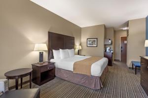 Best Western PLUS Fort Saskatchewan Inn & Suites