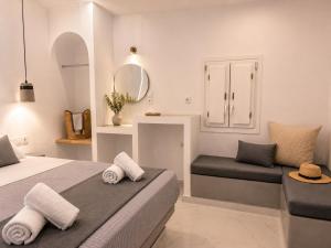 Fira Center Point Rooms
