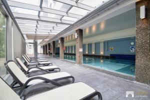 Pelikan Aqua Sky by LookAp - basen, sauna, prywatny parking w garażu!