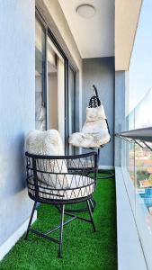Vela, Elegant 1-Bedroom with Rooftop Pool, Westlands