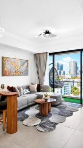 Vela, Elegant 1-Bedroom with Rooftop Pool, Westlands
