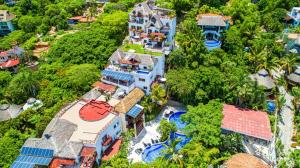 Pajaro de fuego Sayulita vacation rentals