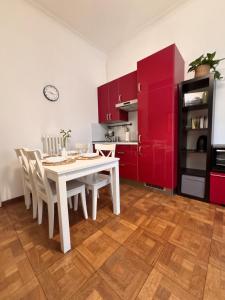 Cozy House XXII March-15 min to Duomo