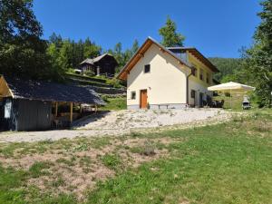 Lunas Mountain House - Jezersko