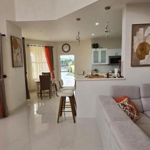 Grand Luxury Estate Perfect for Weddings & Events