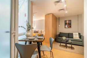 HOM I Estilo Loft Terraza Planta Baja Lastarria
