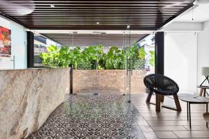 Downtown Playa Oasis 2BR-2BA Retreat