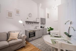 Castle Hill Loft
