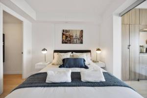 5 Star Yorkville Apt with Gym, Perfect for TIFF