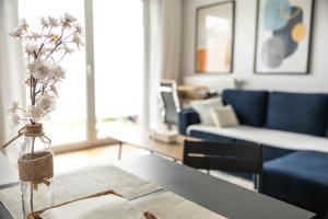 Modern Stay - Heliosa - Garden & Free Parking