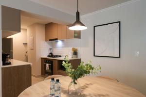 Royal 3BR with Parking & Balcony near Larcomar by Geko