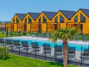Comfortable holiday homes, pool, sauna, jacuzzi