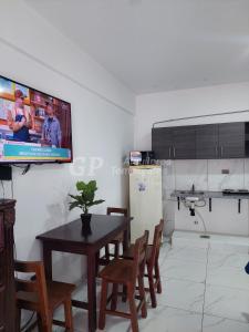 COLON pequeño espacio para 4 personas- Céntrico y cómodo