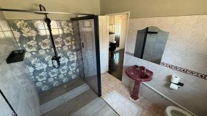 3 or 4 Beds Urban Escape Home