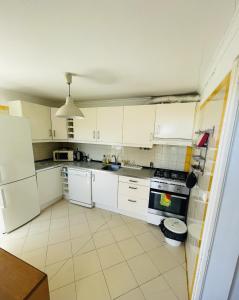 New ! Lisbon Style Apartment in Estrela