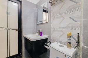 2 bedroom Lavington
