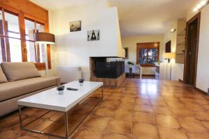 VILLA GERANIOS - Only Families