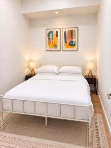 Elegant Skyline Retreat 2BR UG Parking