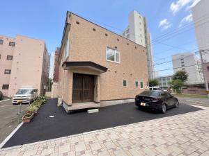 Station Front 豊平