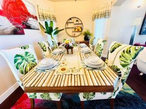 CozyHouse*5BR*FamilyBaby&KidFriendly*KingBed*AC*