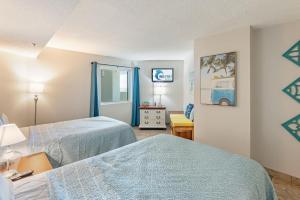 2BR Oceanfront View at Carolinian with Amazing Pool