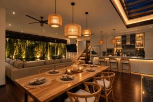 Sunset Palms Beach Villa