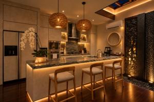 Sunset Palms Beach Villa