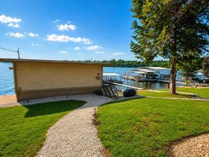 Lakeside Lodgings 2 Home Stay