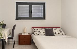 Stunning Apartment In Vir With Wifi