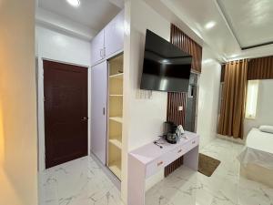 Alejandros Suites & Venue