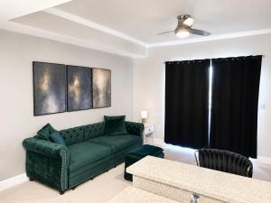 Walk to FSU, Downtown & the Capitol-PRIME location