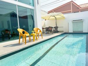 Near walking street and beach 4BR private pool villa