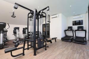Comfy 1BR room, Roof Pool, 5 min to Surin Beach