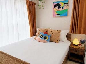 Wakyo Amaka one unit building Accommodates 11 people 2 bathrooms and 2 toilets 4minute walk to the subway station with direct access to Namba Nippombashi