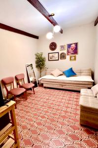 LaCasita Independent Cottage for 5 Ppl Located 7 mins from Downtown