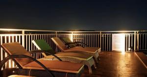1 BHK with PRIVATE POOL